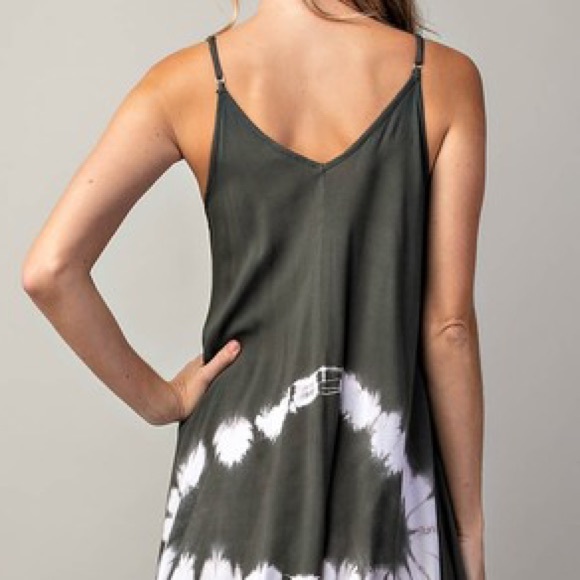 Last 1 - Store Closing‼️ Tie-Dye Shark Bite Dress - Picture 2 of 5